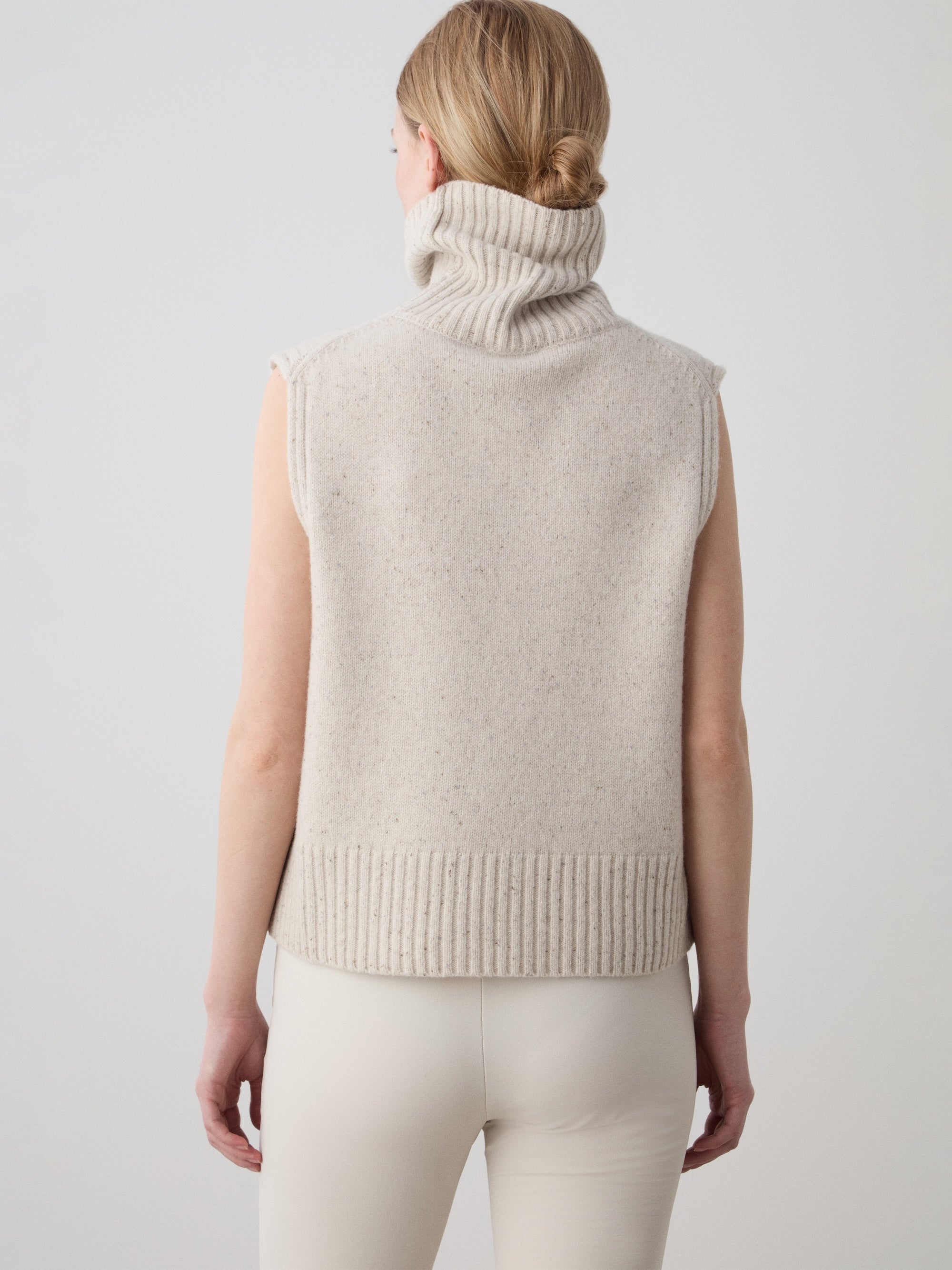 Highland Vest women