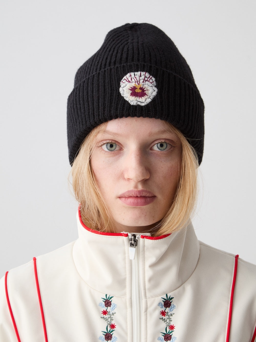 WN x Markarian Hat Women